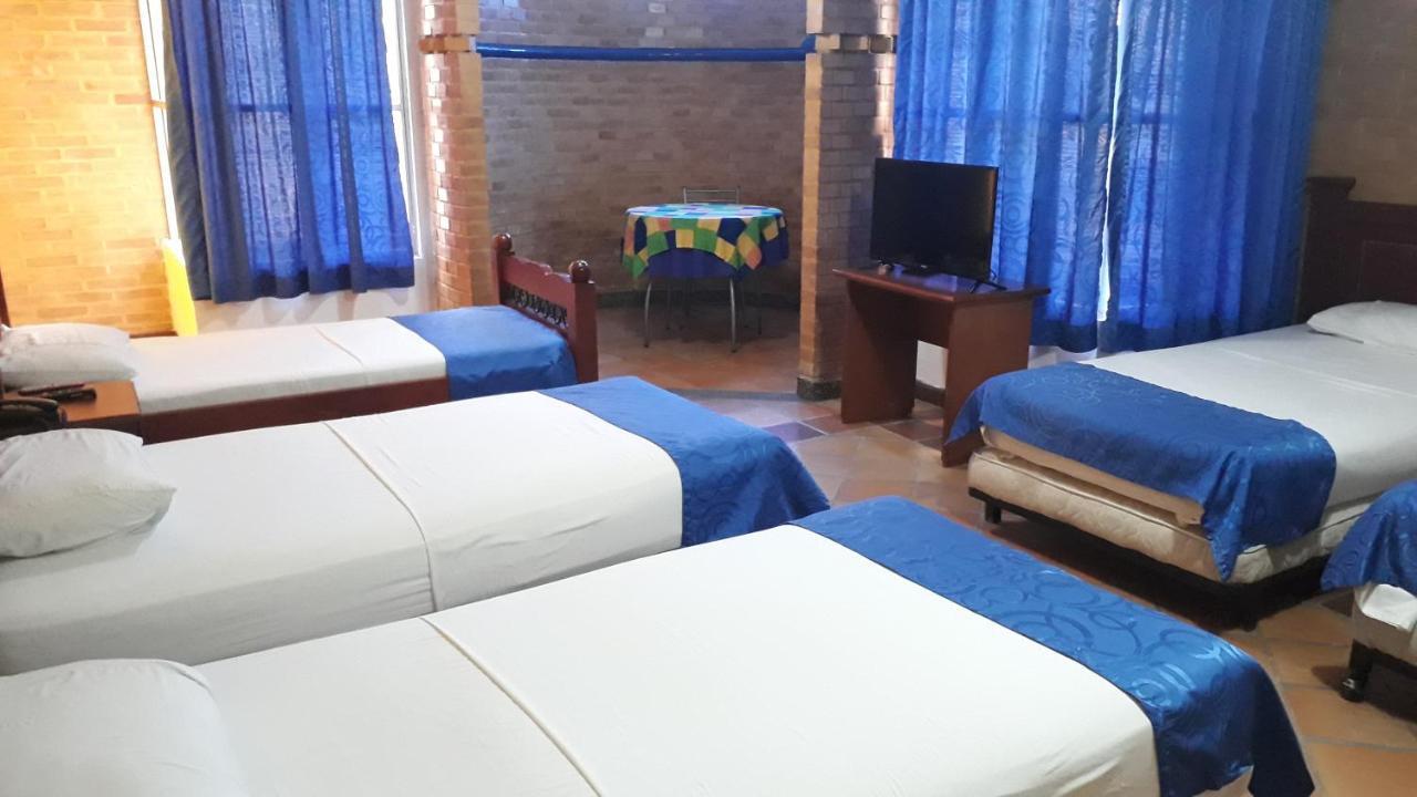 Hotel Castillo Real Armenia  Eksteriør bilde